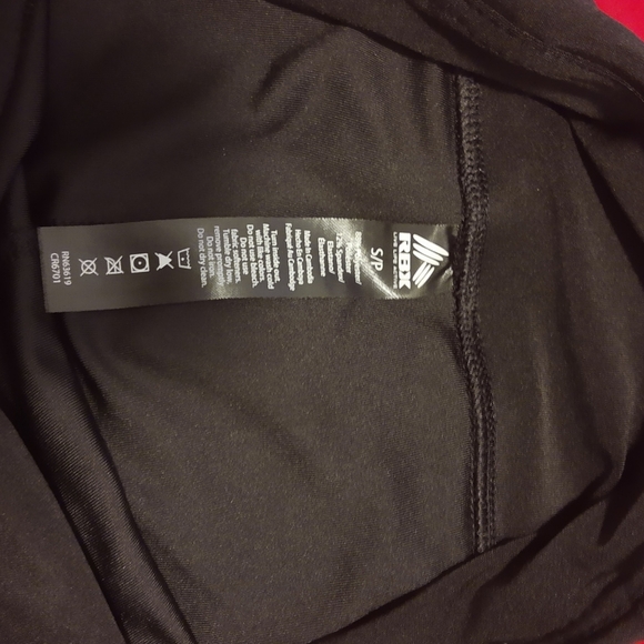 RBX Capri Leggings (S) - Zipper Pocket​ - Picture 4 of 4